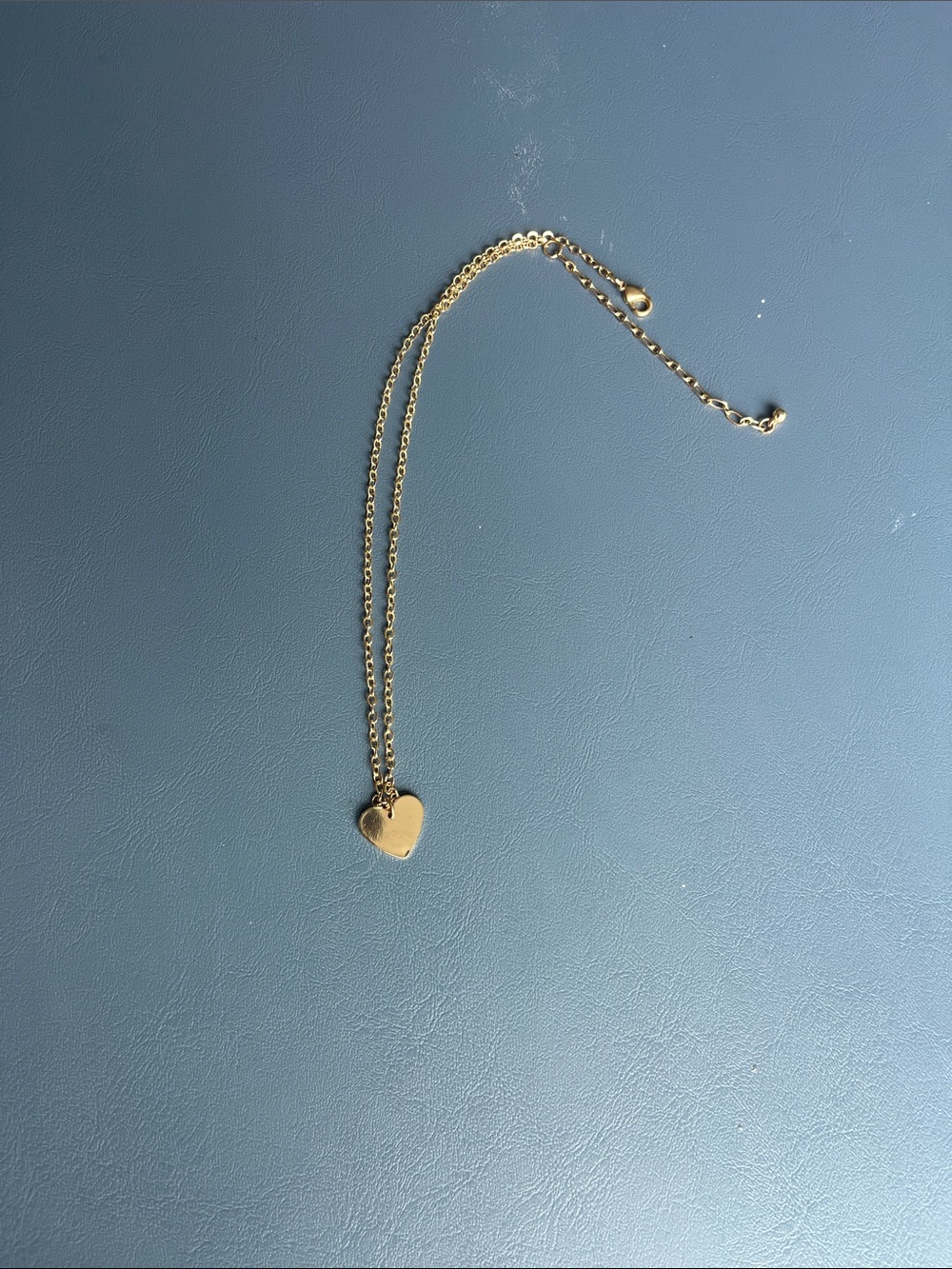 Gold Heart Pendant Necklace - Elegant Women's Jewelry
